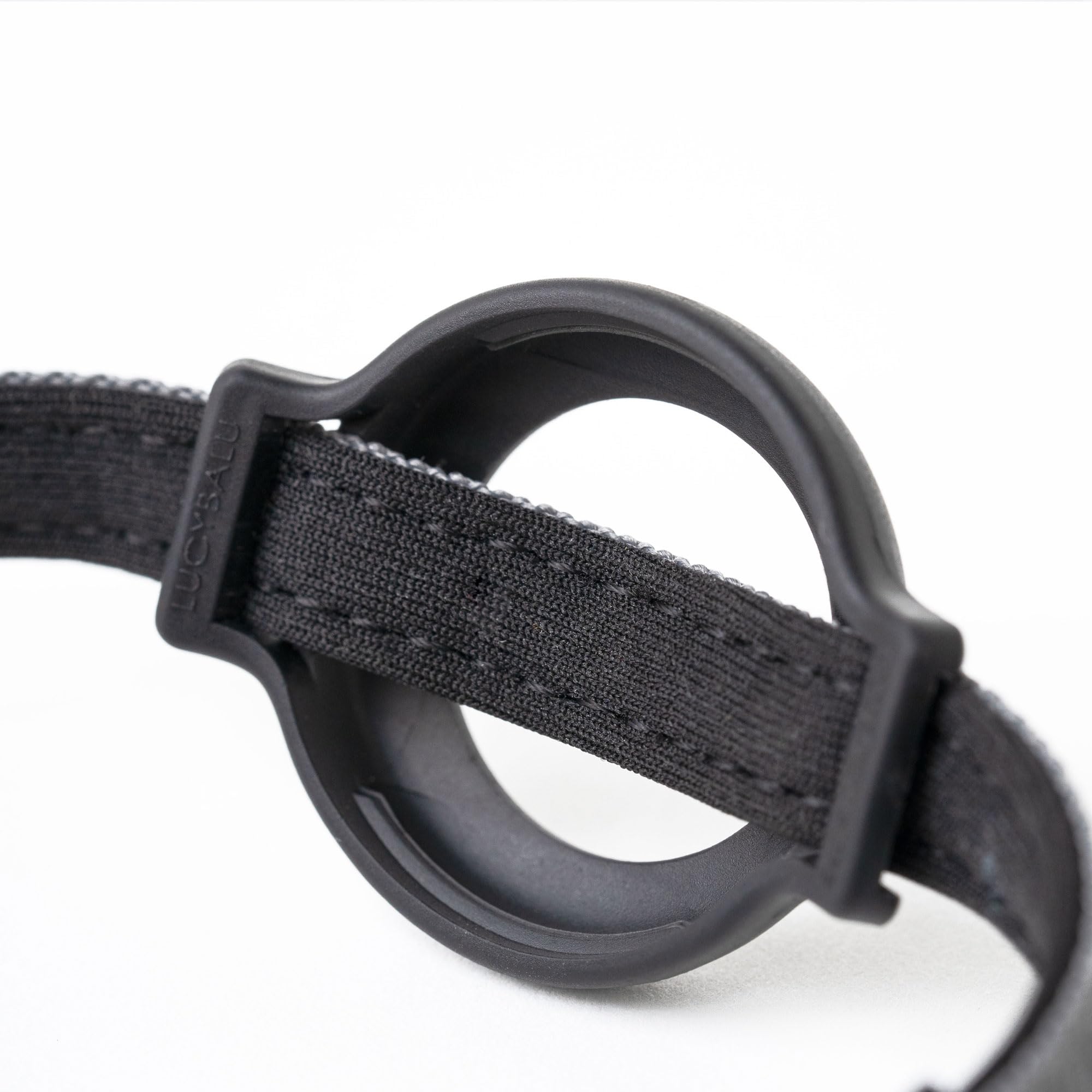 طوق للقطط من لوسي بالو®، طوق للقطط مقاوم للتمزق مصنوع من النايلون، طوق ايرتاج للقطط وجهاز تتبع القطط، متوافق مع ابل ايرتاج، حزام نايلون قابل للتعديل، اسود