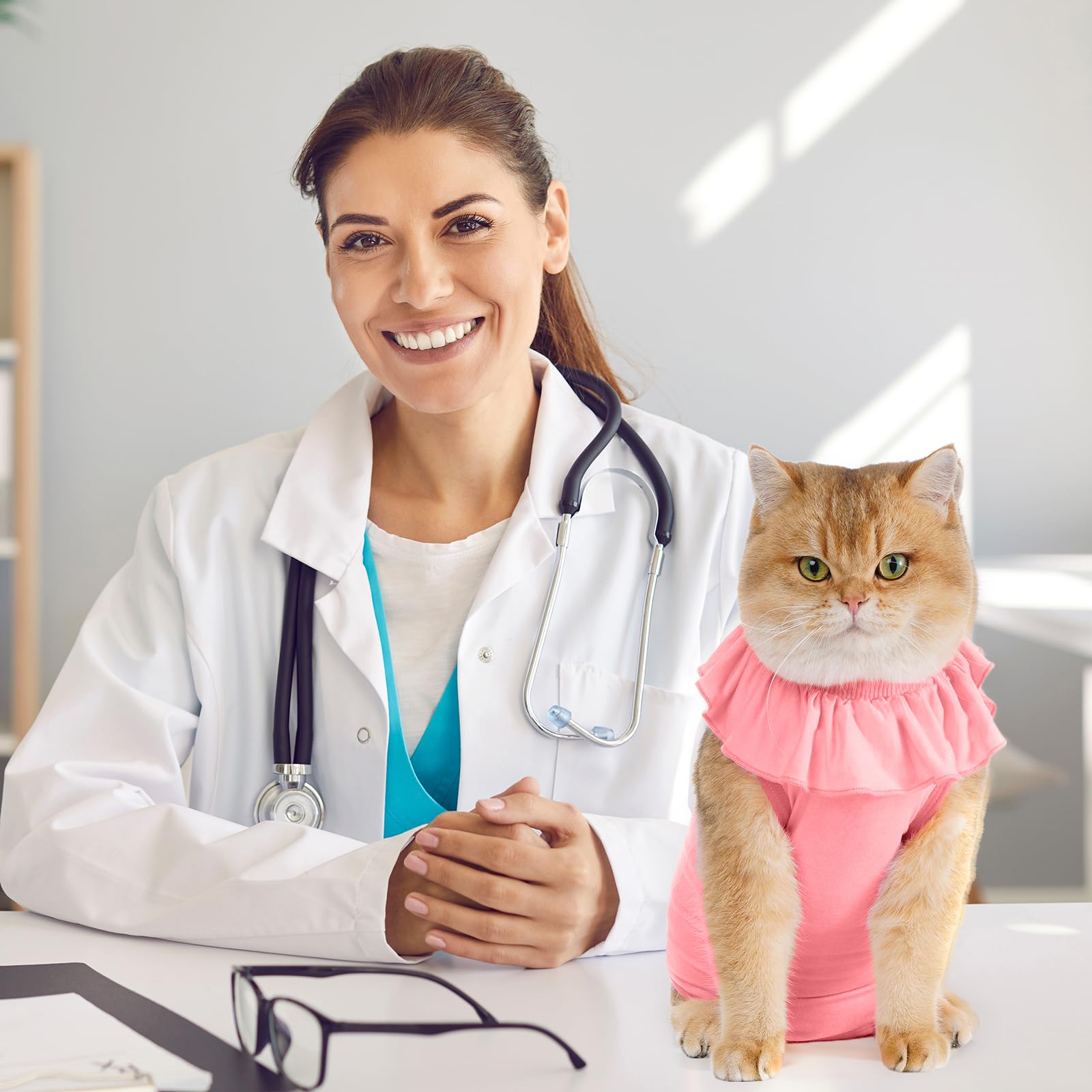 بدلة تعافي للقطط من افونت، قطعة واحدة للقطط بعد الجراحة، بدلة شفاء لإناث القطط بديلة لبدلة الجراحة، زي القطط للحماية بعد الجراحة أو الأمراض الجلدية، أزرق، S