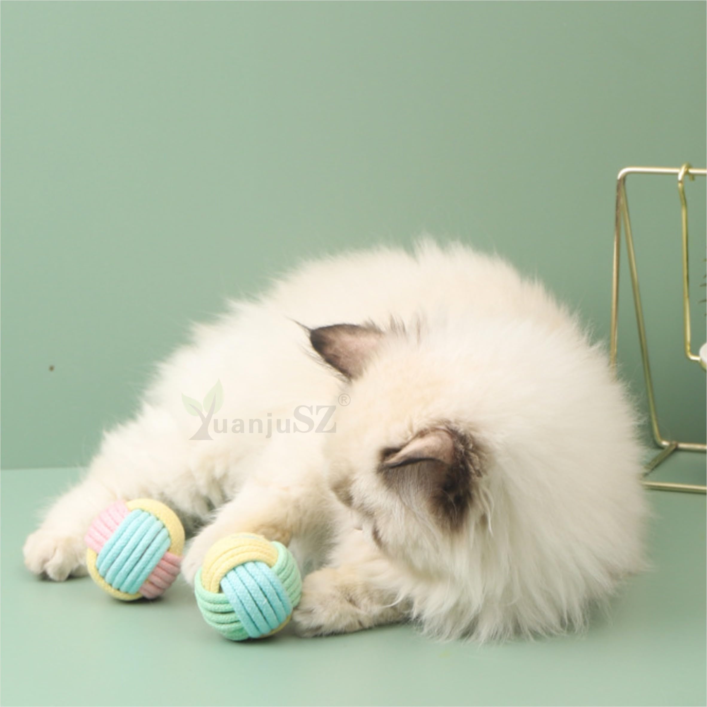 كرات لعبة للقطط الصغيرة مع جرس من يوانجوسز، كرات تفاعلية رياضية للقطط مصنوعة من حبل قطني، العاب لعب للحيوانات الاليفة في الاماكن المغلقة والمفتوحة، مناسبة للقطط والقطط والكلاب (قطعتين)